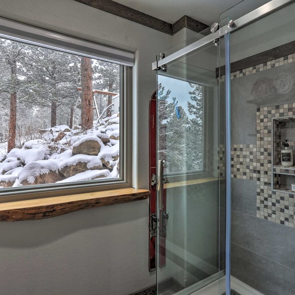 Master on suite bath with view.