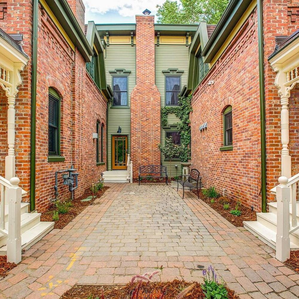 Front Entryway