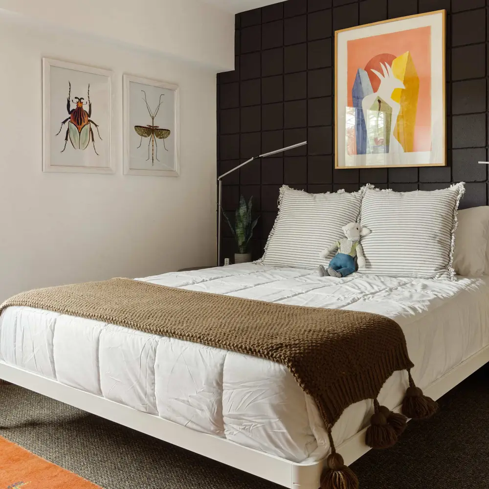 Bedroom 3 with queen bed