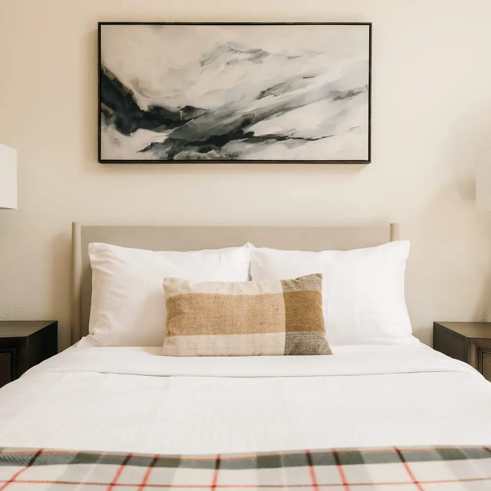 Full bed in bedroom 3
