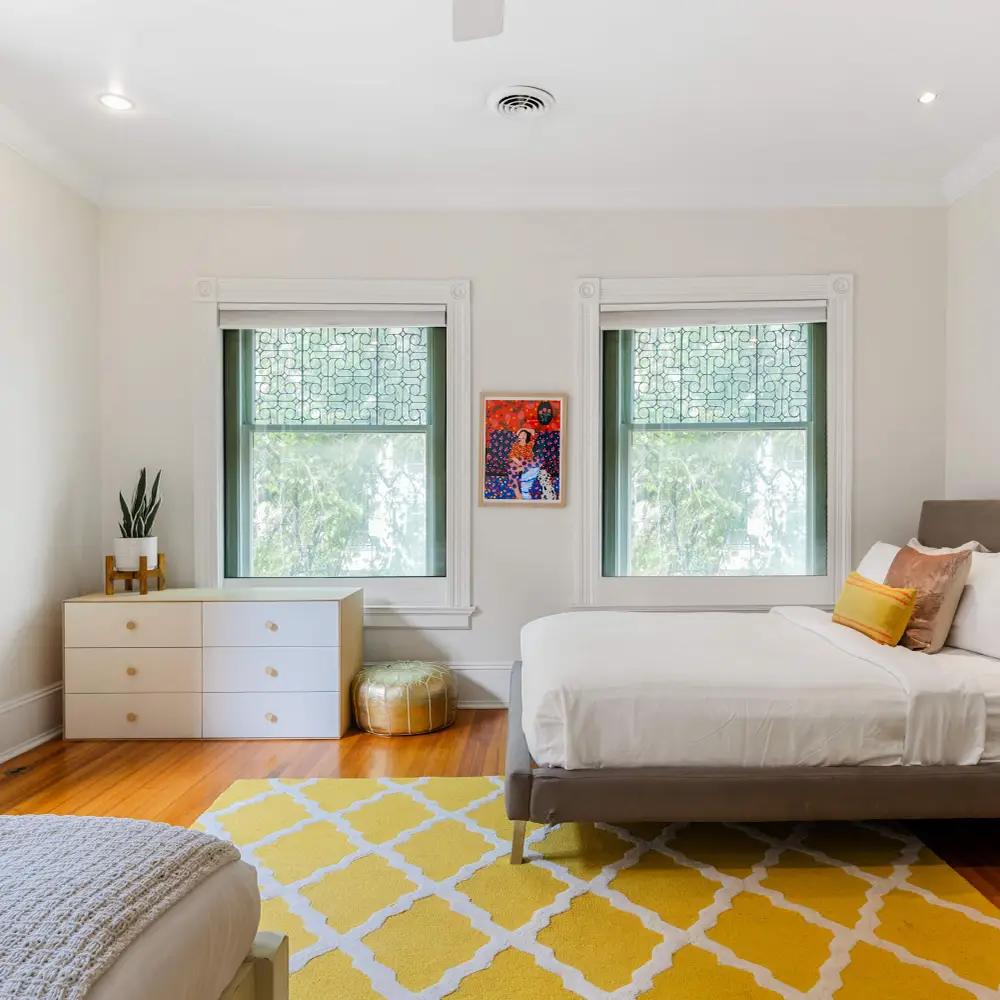 Bedroom 3 with 2 queen beds