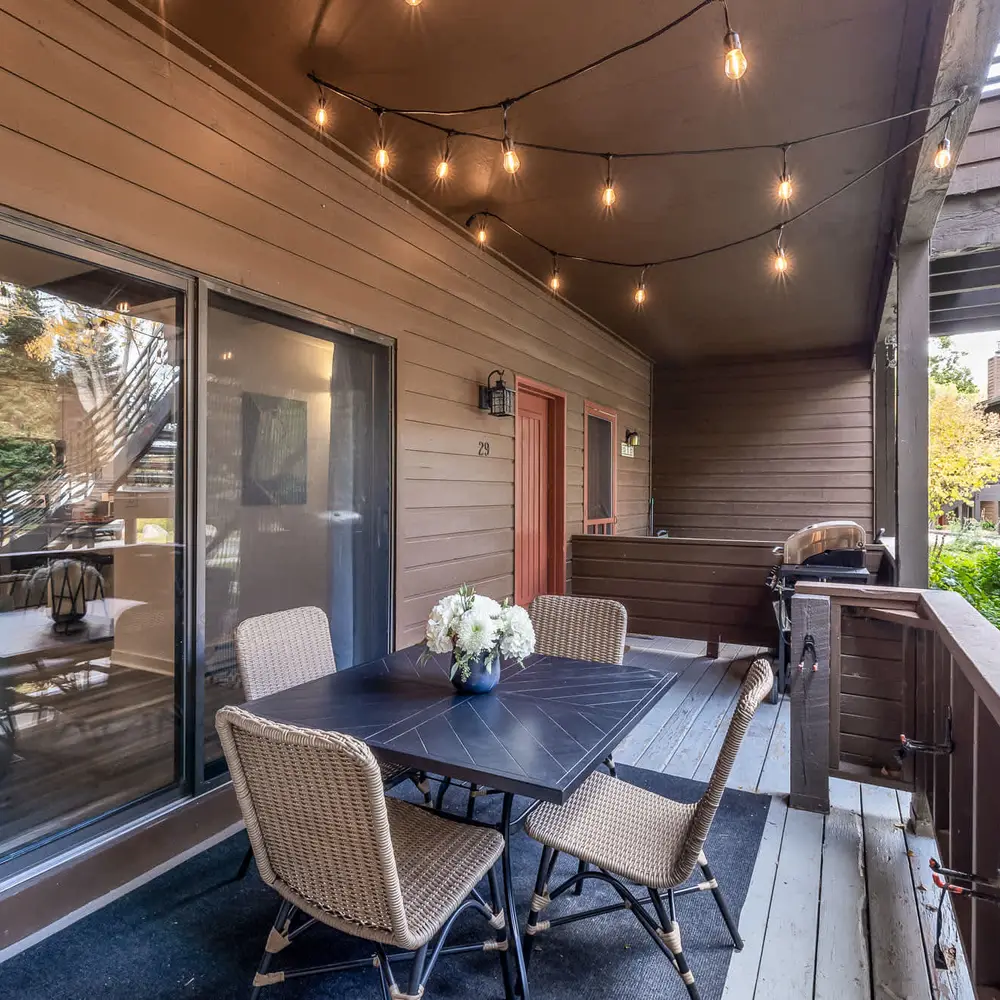 Patio seating (The propane gas grill on site is not an advertised amenity)