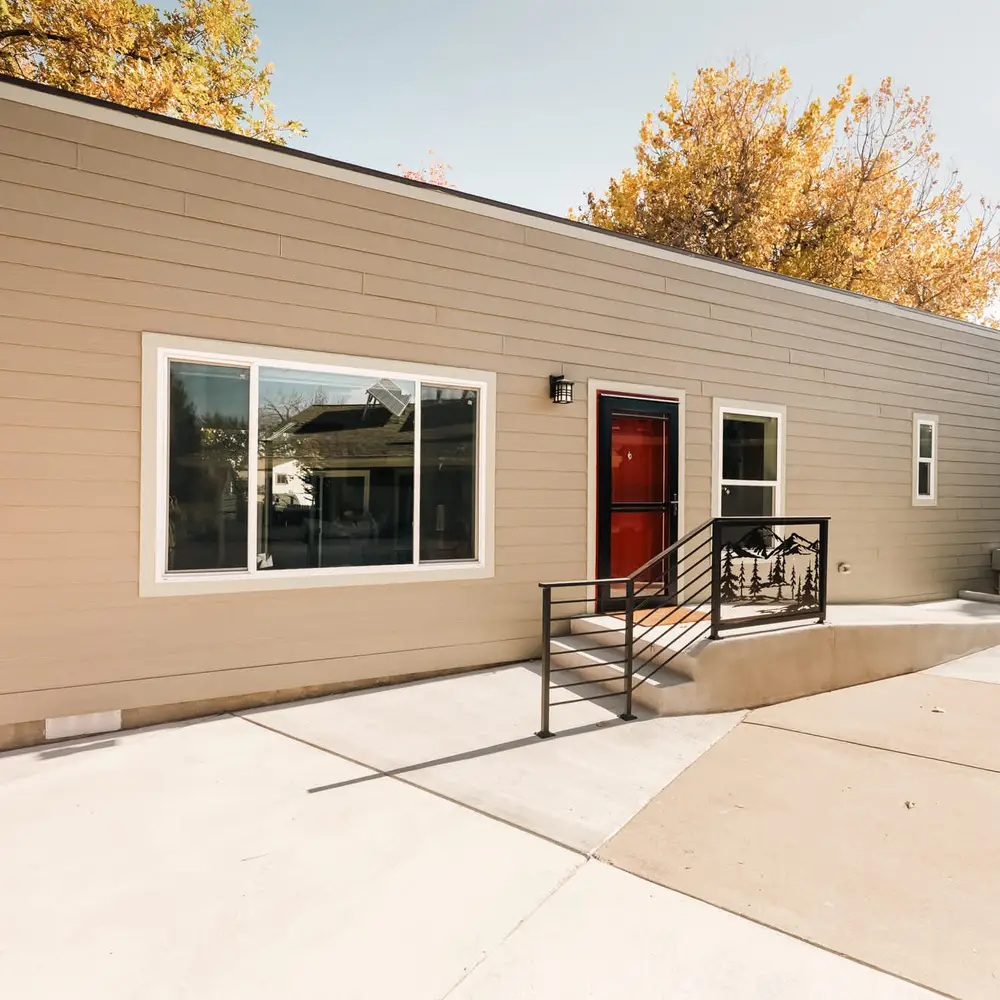 The cottage is a detached guest house