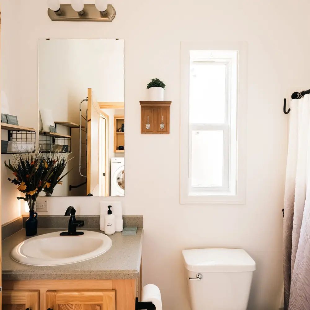 Full bathroom
