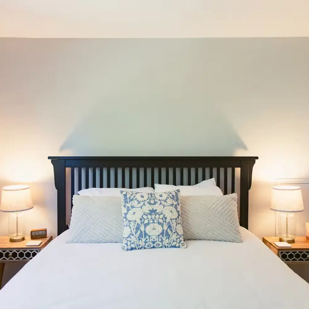 Bedroom 2 with queen bed