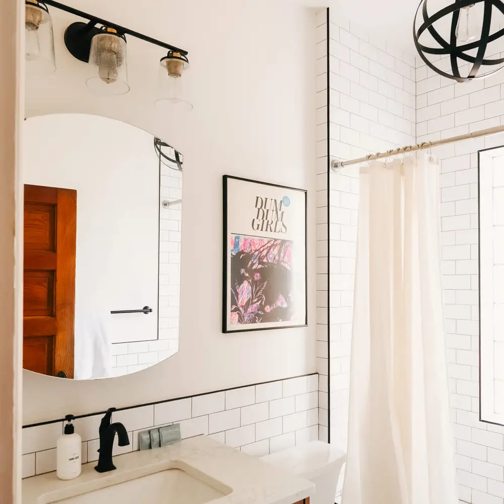 Full bathroom