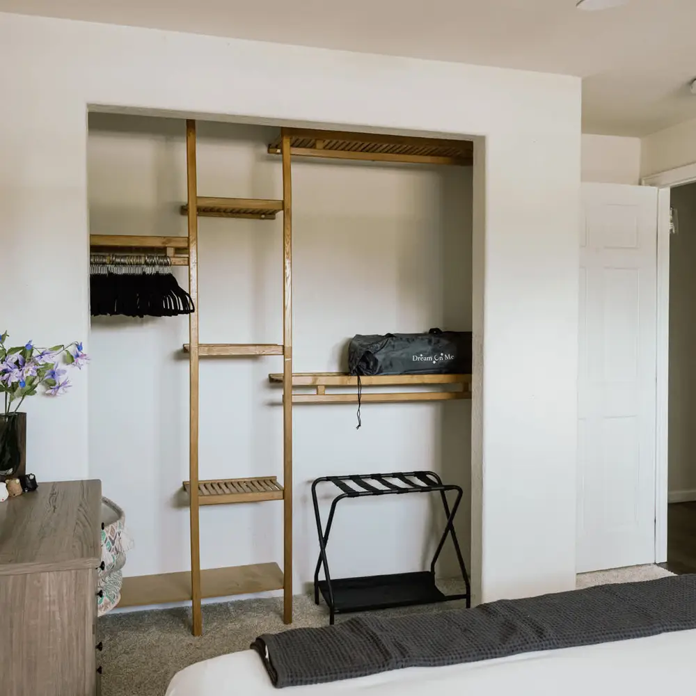 Bedroom 4 closet