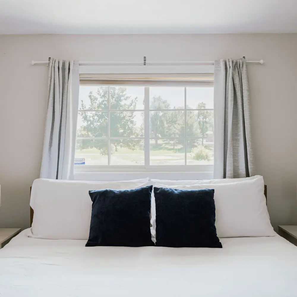 Bedroom 2 with king bed