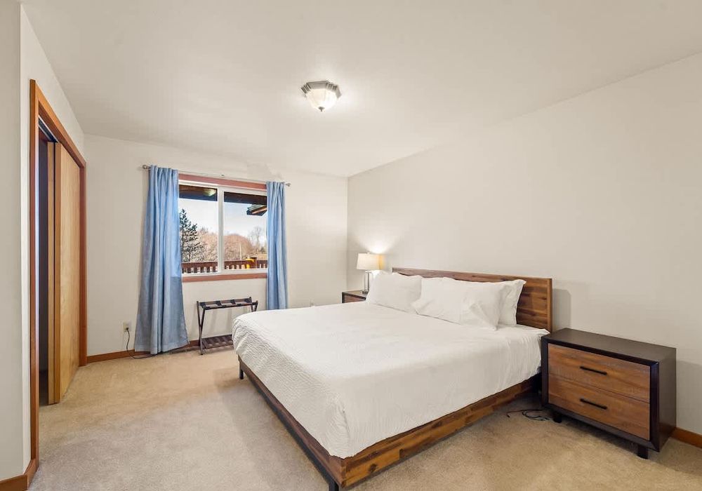 3rd Bedroom on main level with King bed