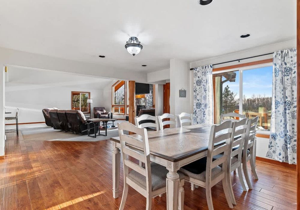 Dining area, just of the kitchen and main living room.