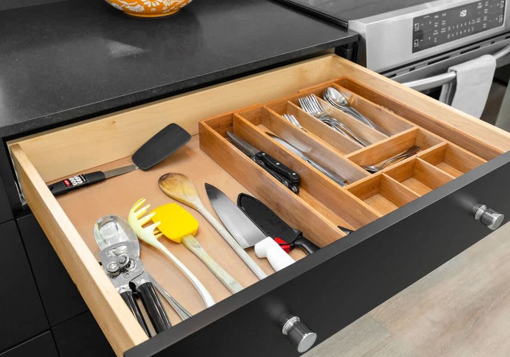 Full kitchen with everything you need.