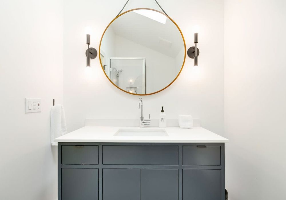 Beautifully designed bathroom.