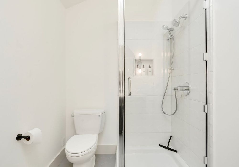 Beautifully designed bathroom.