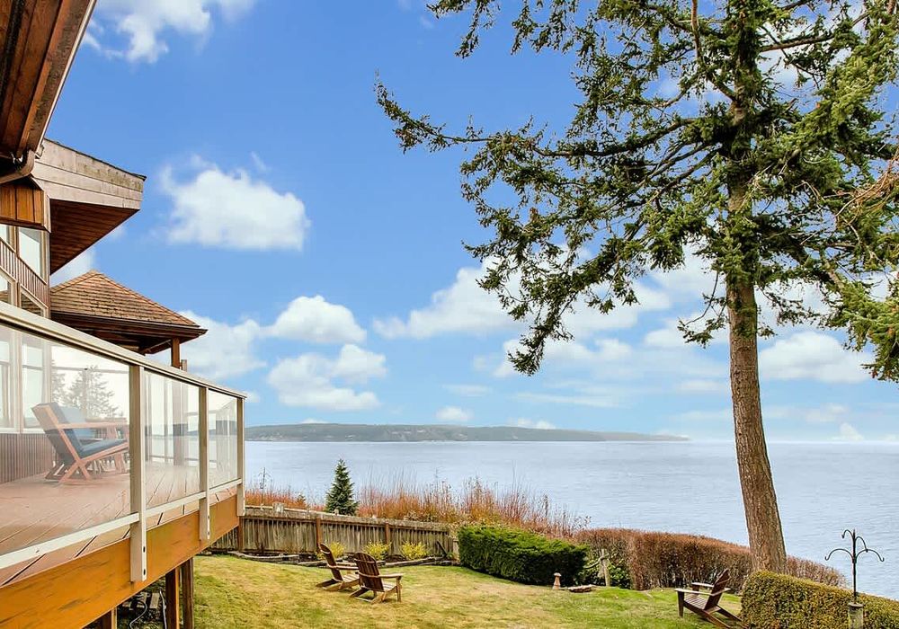 Take in the views and enjoy island life at its best.