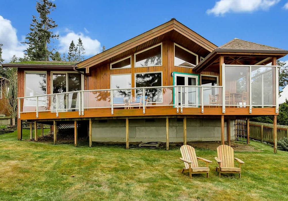Welcome to our beach house on Whidbey Island!