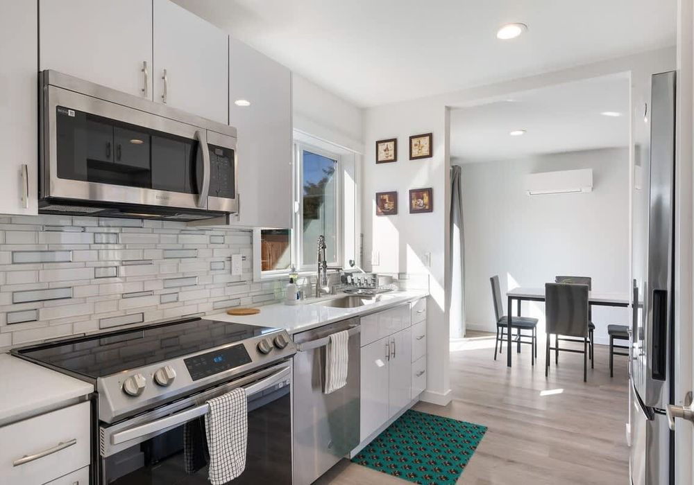 Whip up gourmet meals or Seattle-inspired snacks in our state-of-the-art kitchen.