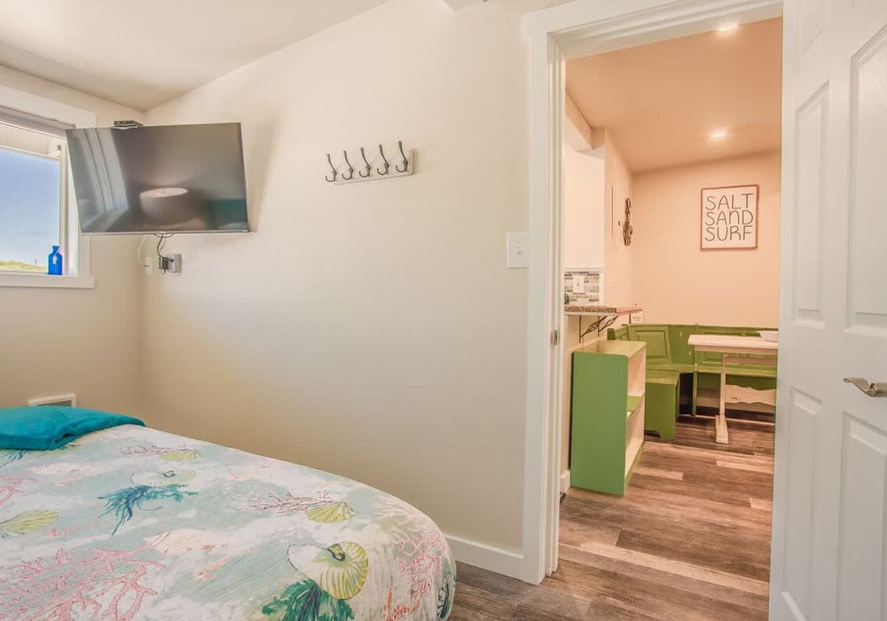 215aff01 b8ab 4f Poo0N homerunner