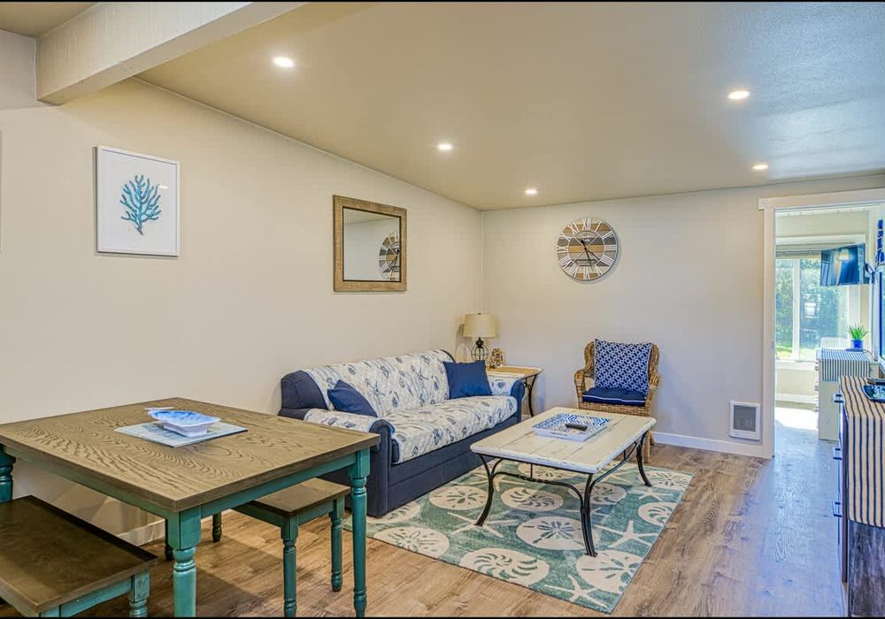 c8189536 de17 4e Dpmom homerunner