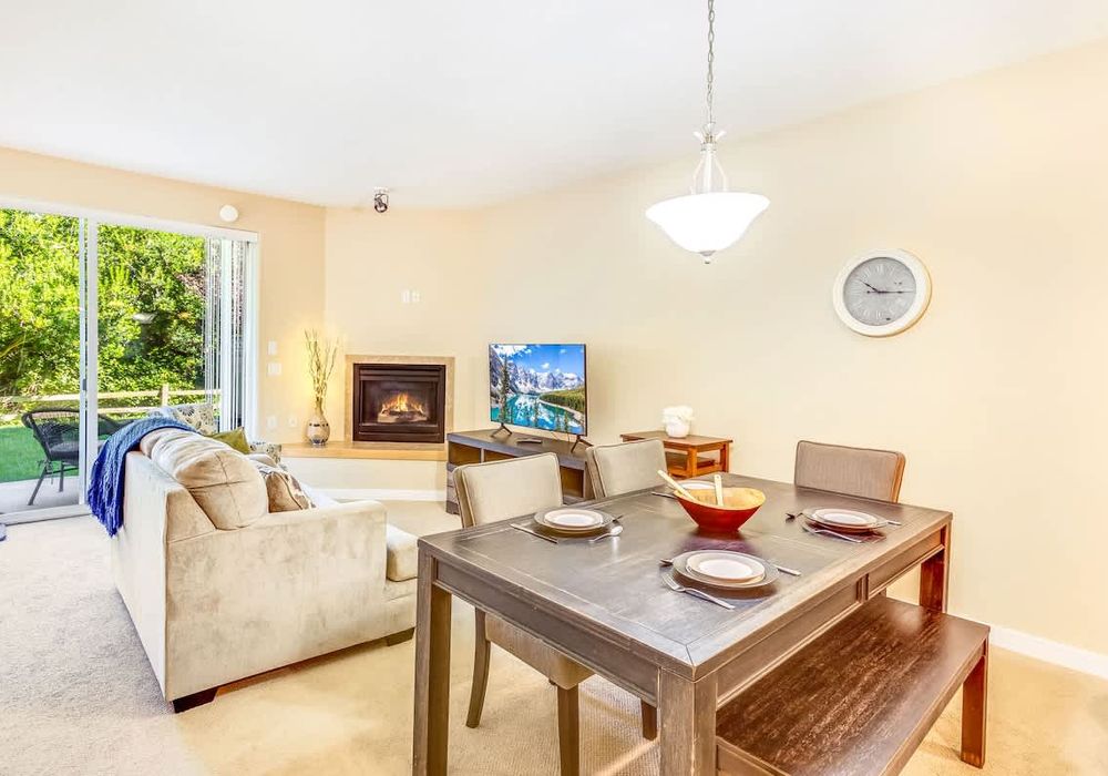 a0e69e82 5f36 4a h3ZoC homerunner