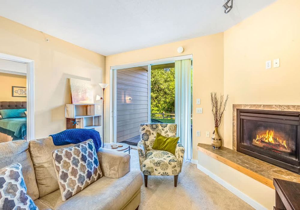 cf3620c3 d5ca 4a yR Nx homerunner