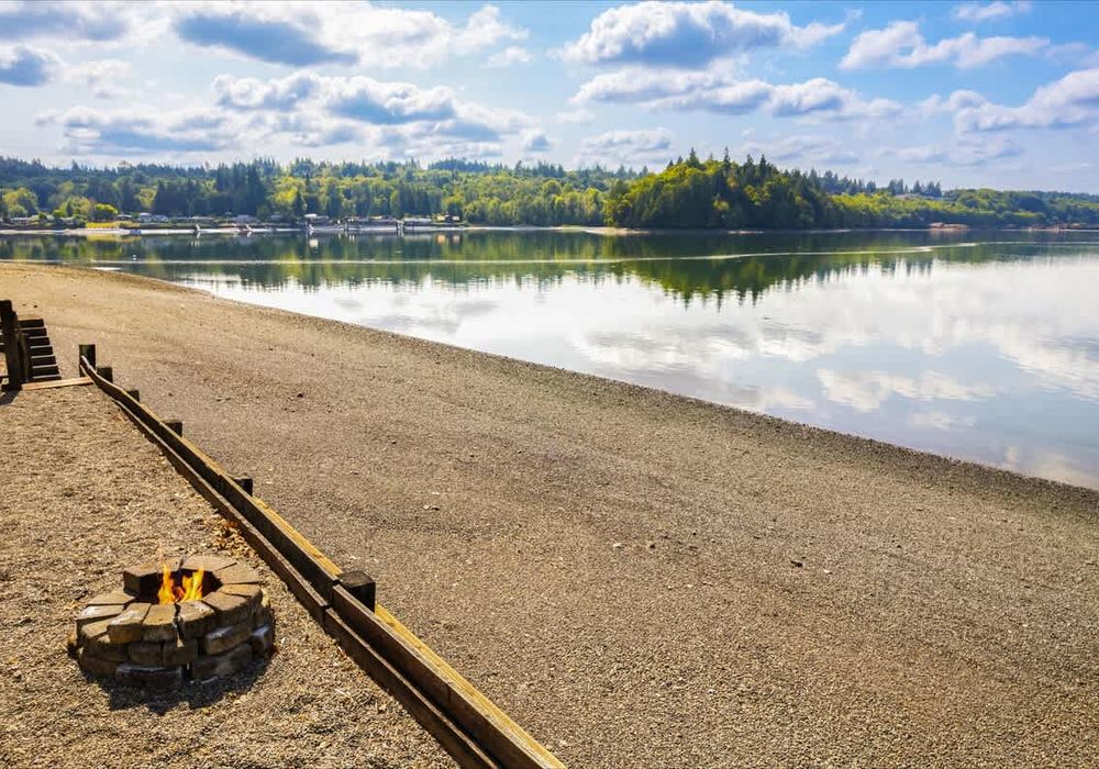 79fedbba c3ae 46 6IbrW homerunner