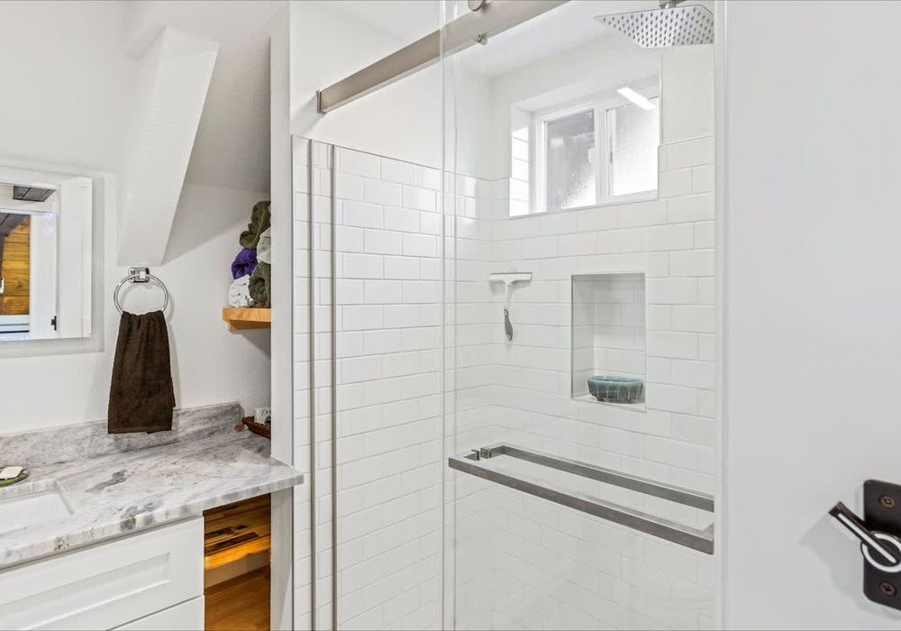 abd45ae0 0216 4e VMiSw homerunner