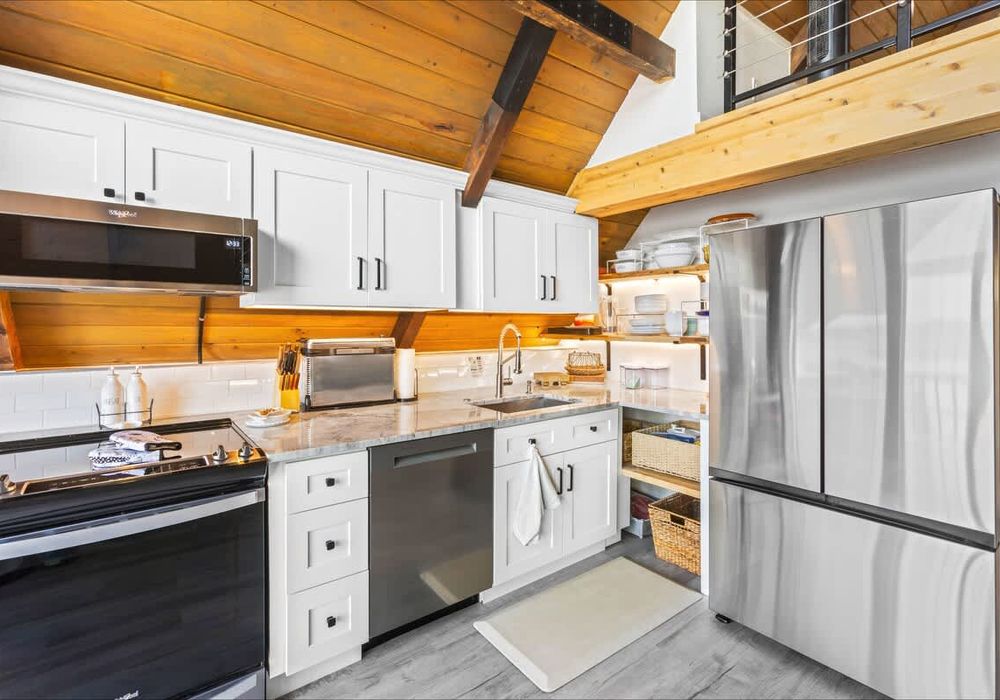 d0b16449 ab07 44 TpRzD homerunner