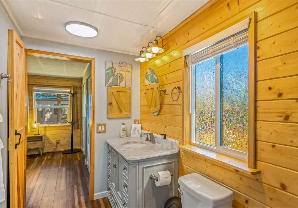 59a02460 c251 45 7 mc6 homerunner