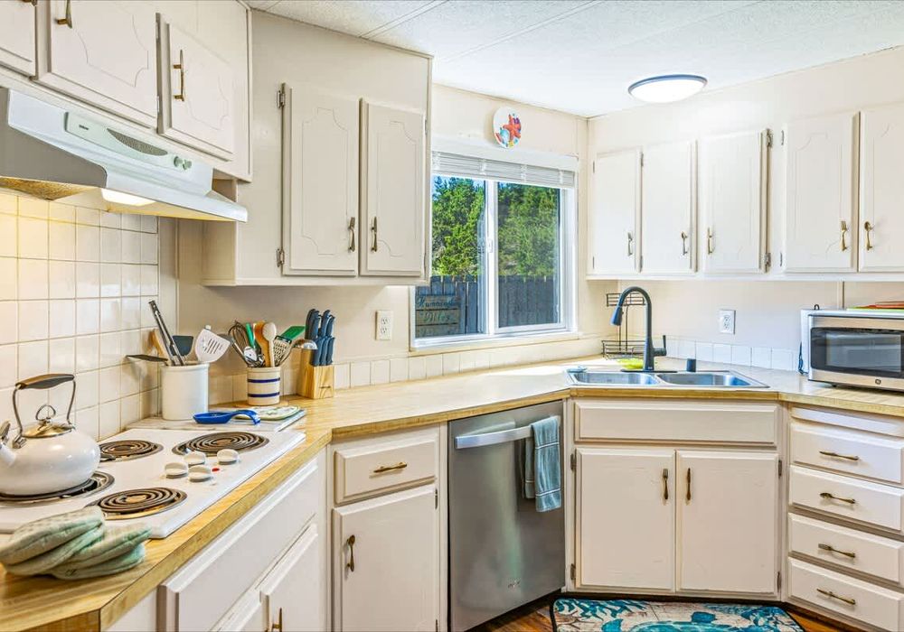 e9a61363 8b1c 4d fqJIM homerunner