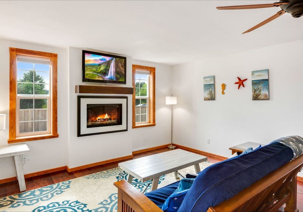 ab7de7dc dce8 4d thGO8 homerunner