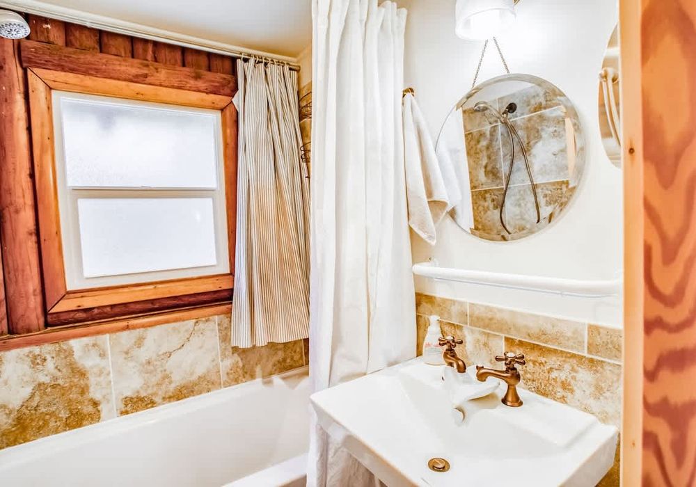 272c5921 5af9 46 pmsK4 homerunner