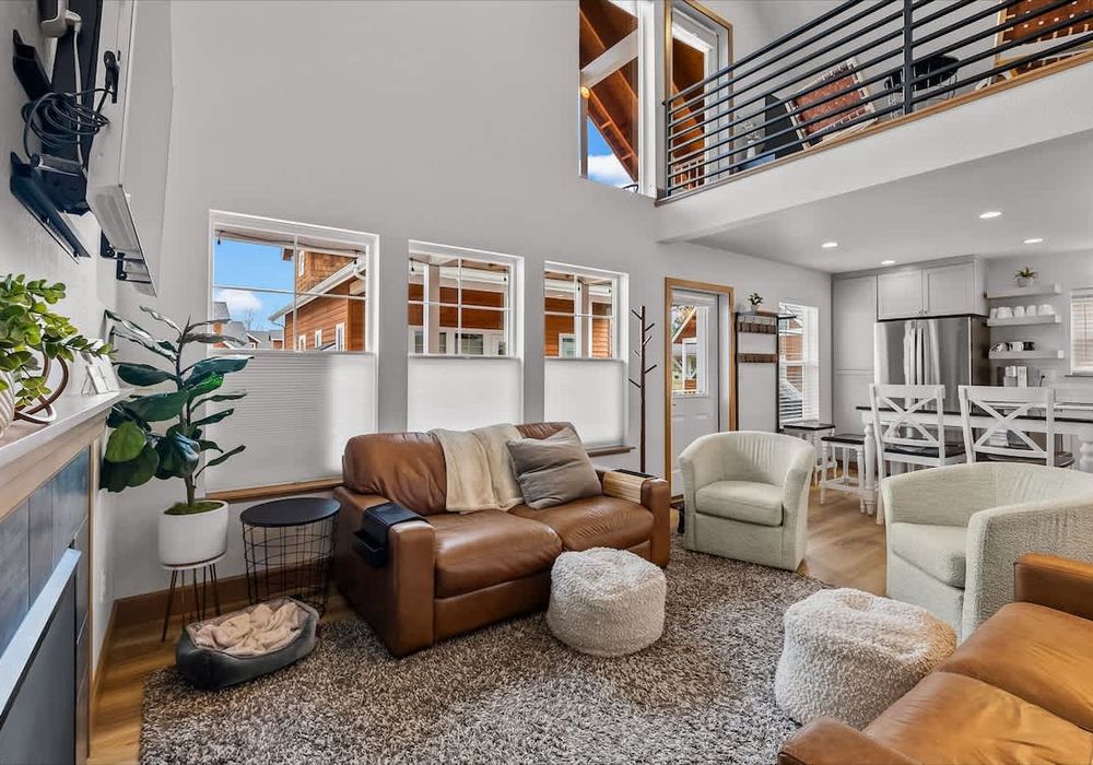 e512c4c5 0883 41 fKN9u homerunner