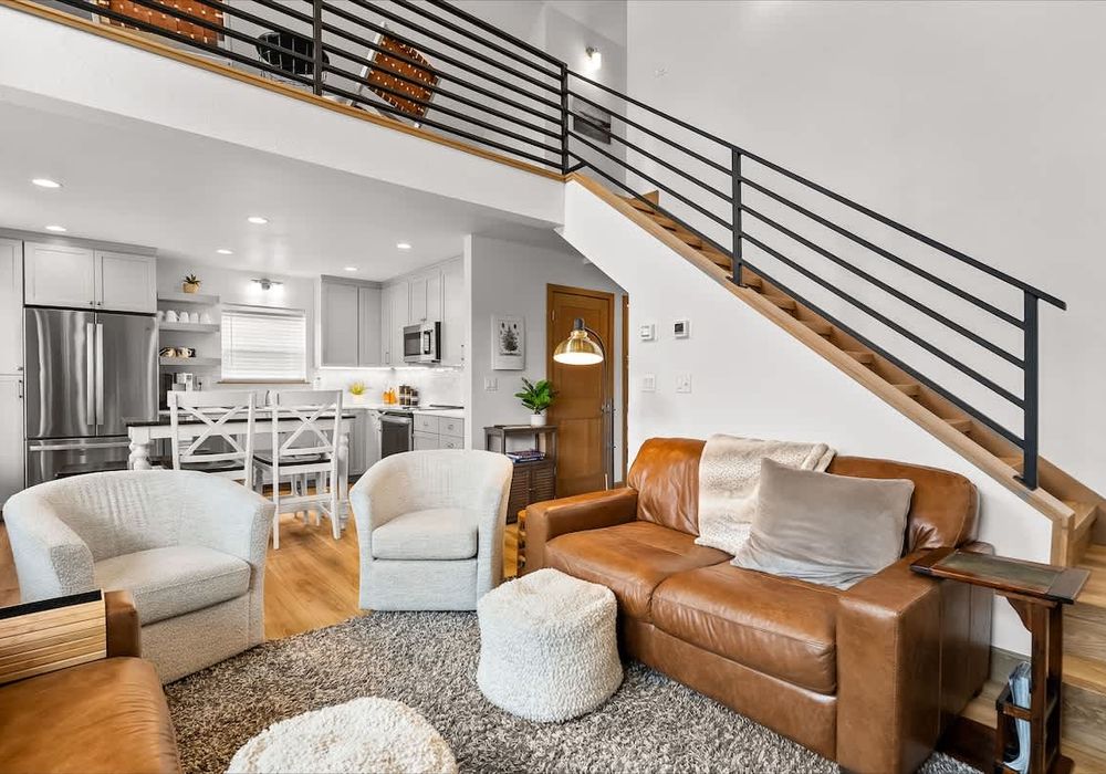 f26355a6 1f3b 40 WEmiQ homerunner