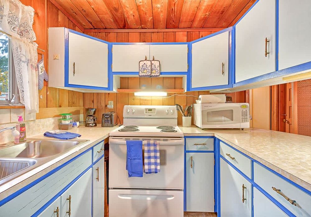 d6930b59 b31e 4e c5tOf homerunner