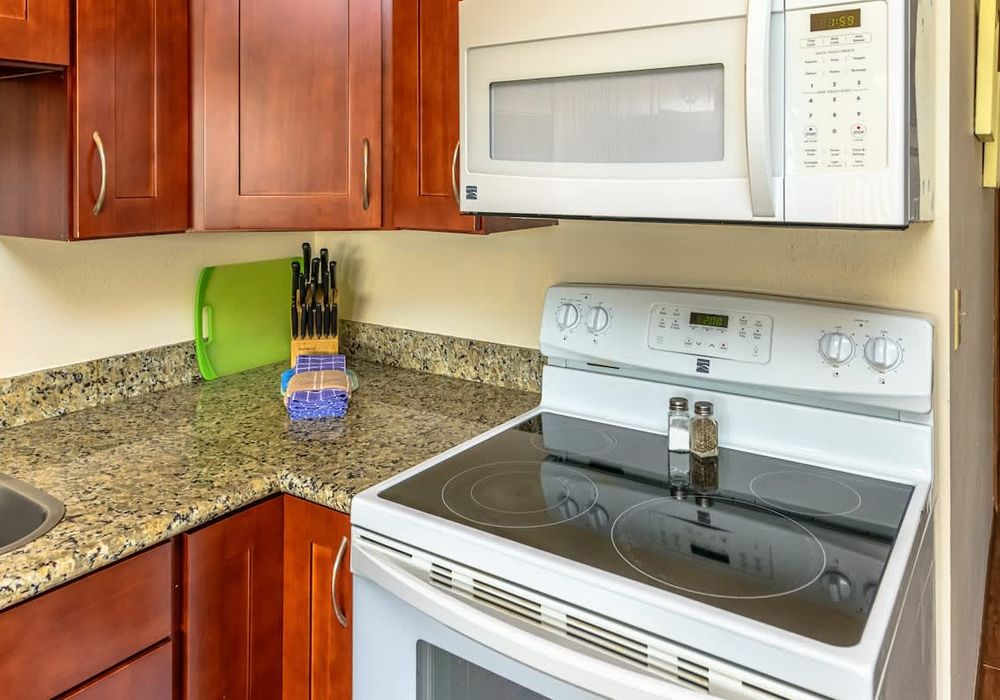 a51da9f9 fb87 44 w47BJ homerunner