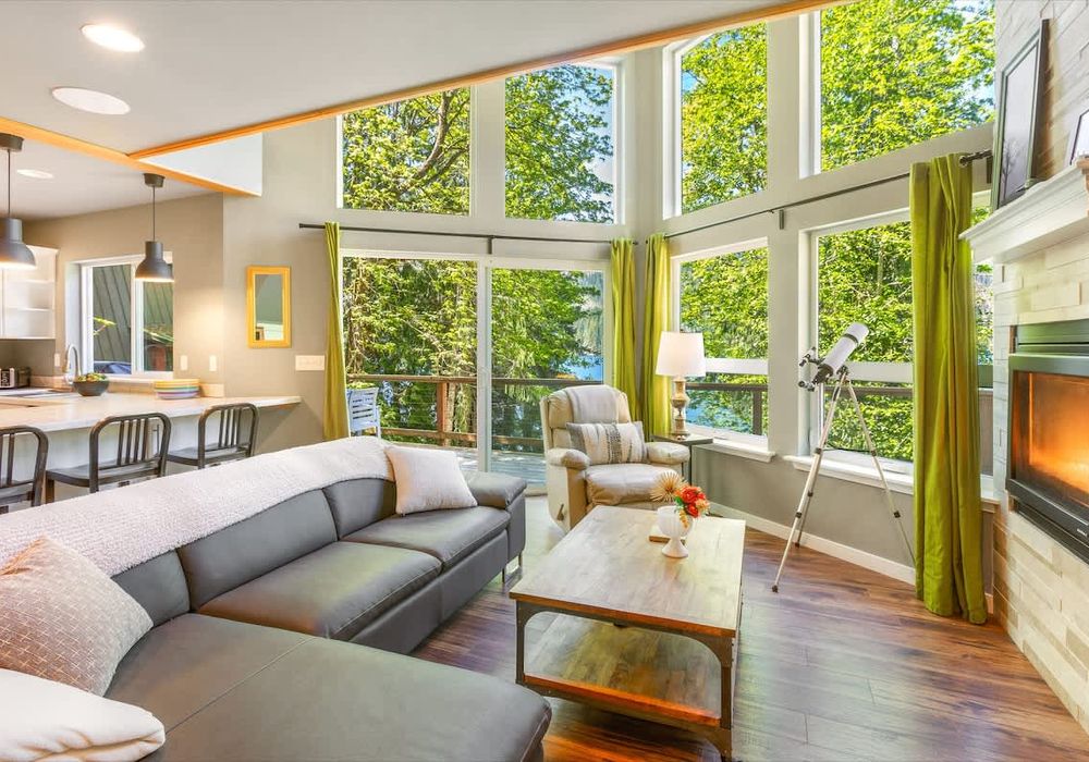 64c7f07e 817b 4f pJVB homerunner