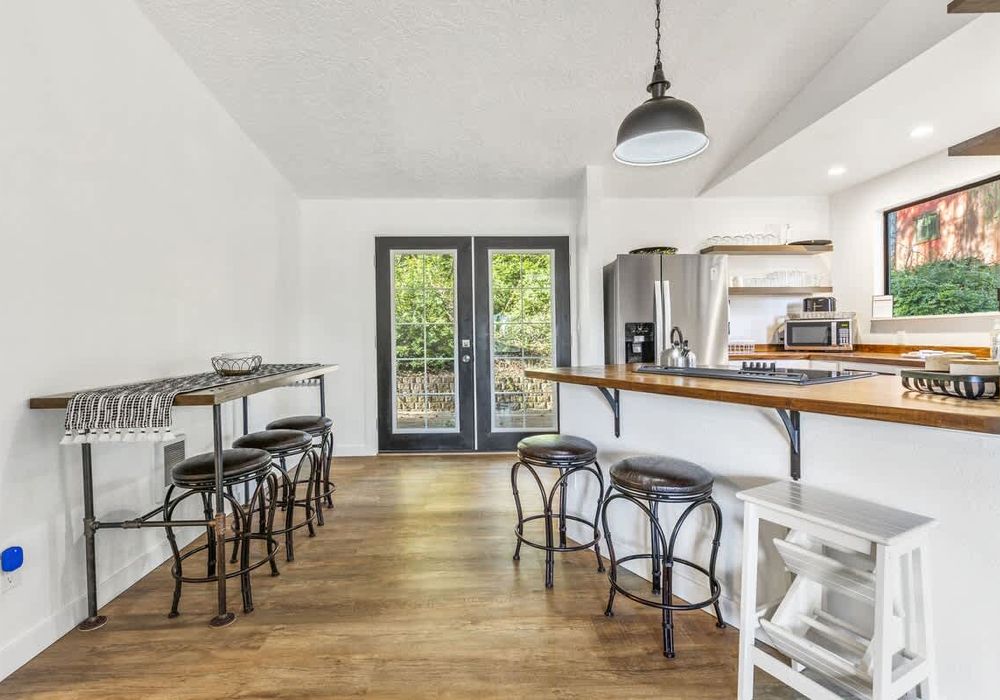 99817ce1 5440 46 a2T1k homerunner