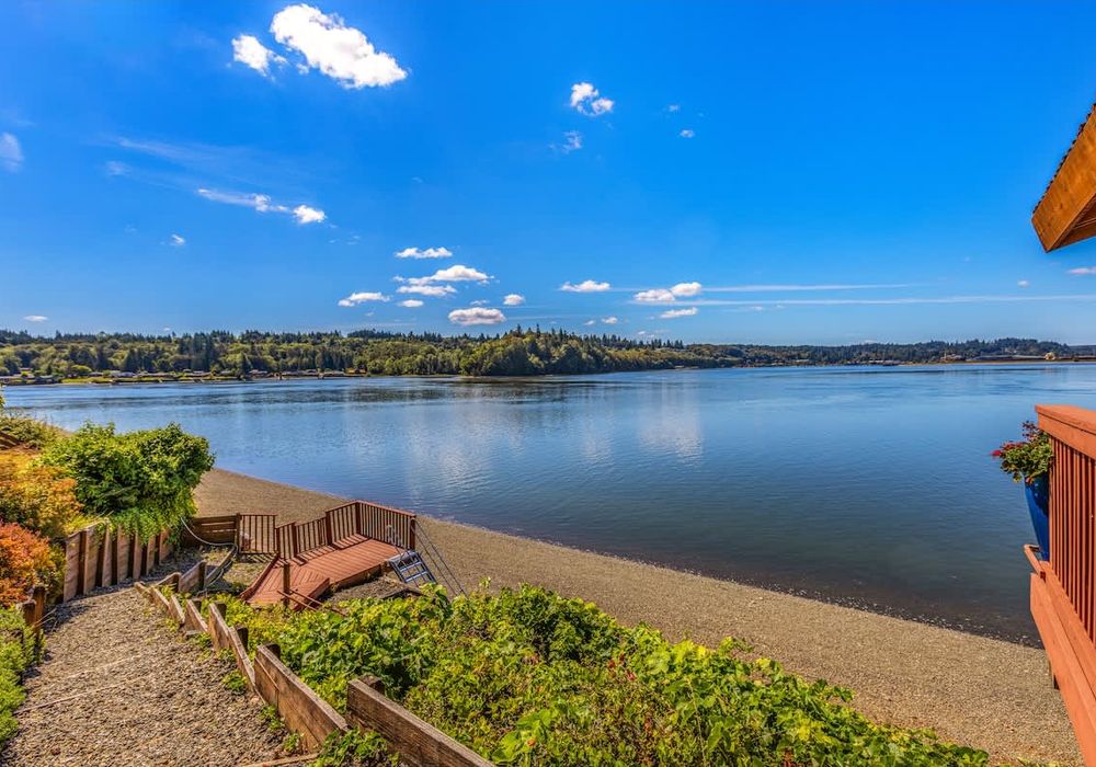 4c8fe321 c0d3 4f ho9L homerunner