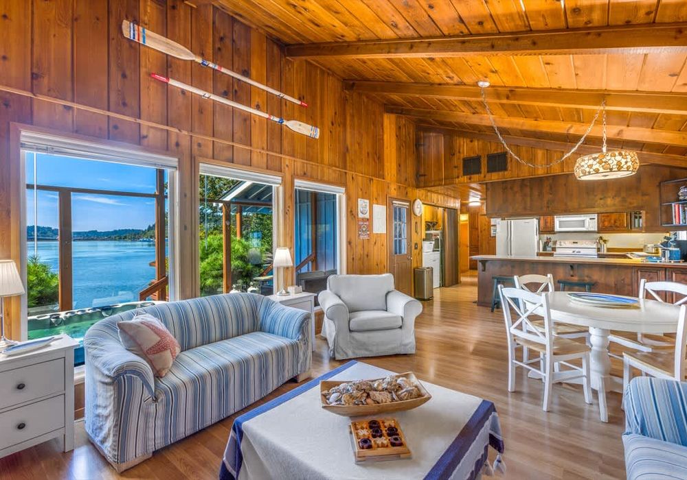 6f7a0cca 52b6 49 PnjNw homerunner