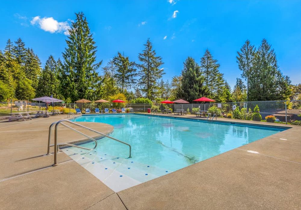 e2334078 d50b 48 zkmTq homerunner