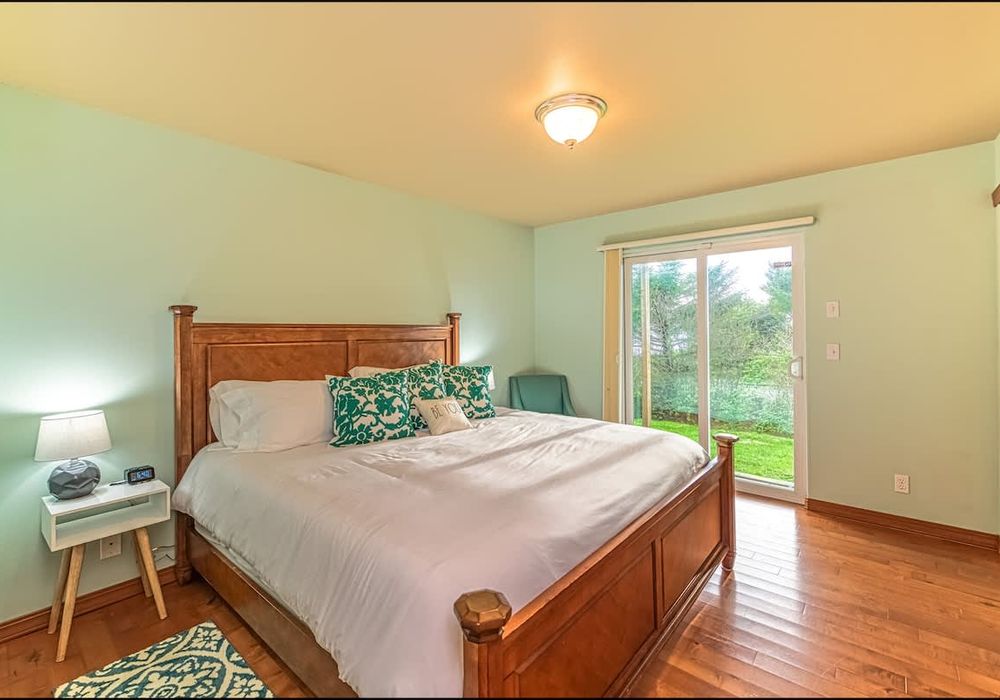 2e85397d f090 4b 2GlGr homerunner