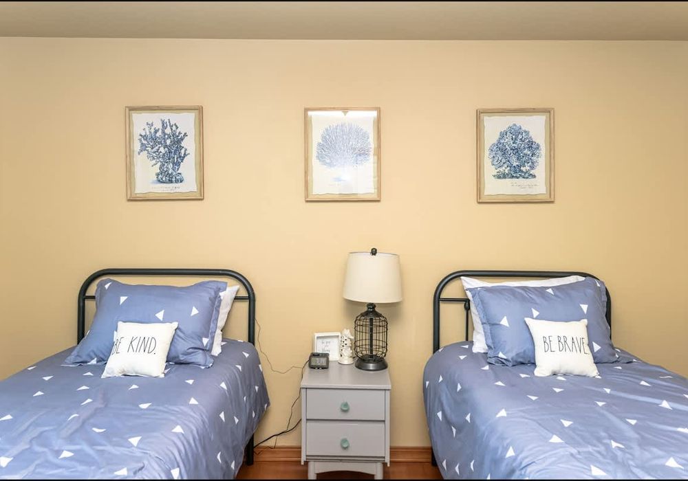 32e78d06 a59f 45 AkELE homerunner