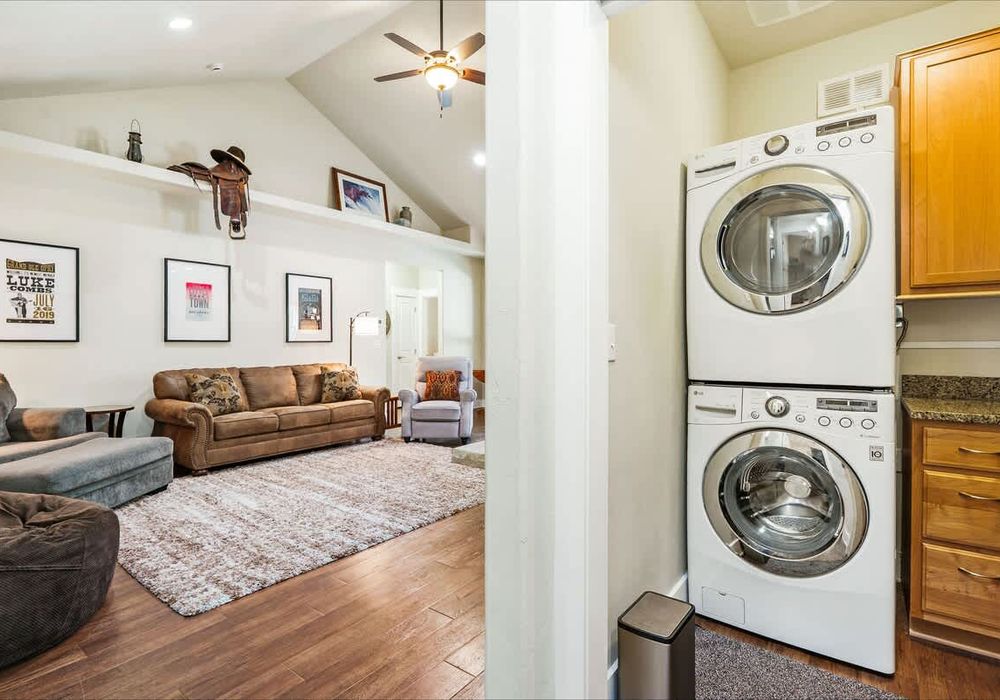 2cd6428c c814 43 elP19 homerunner