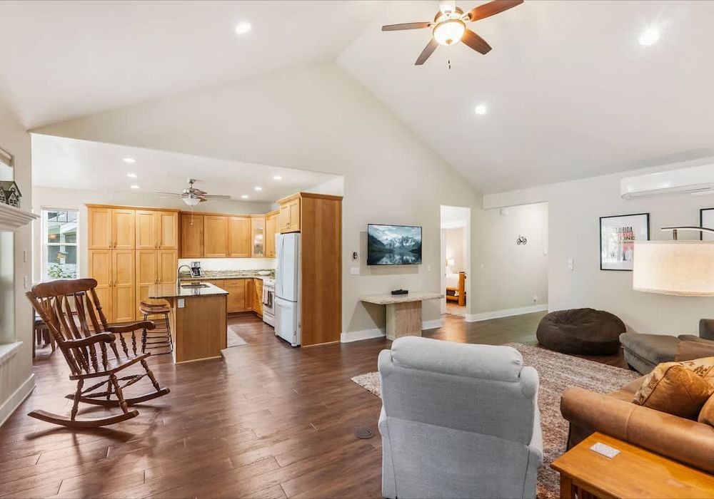 408721a4 eba6 4b rl9vZ homerunner