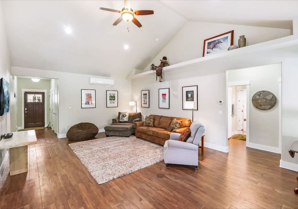 8155255d 97be 40 jtcjU homerunner