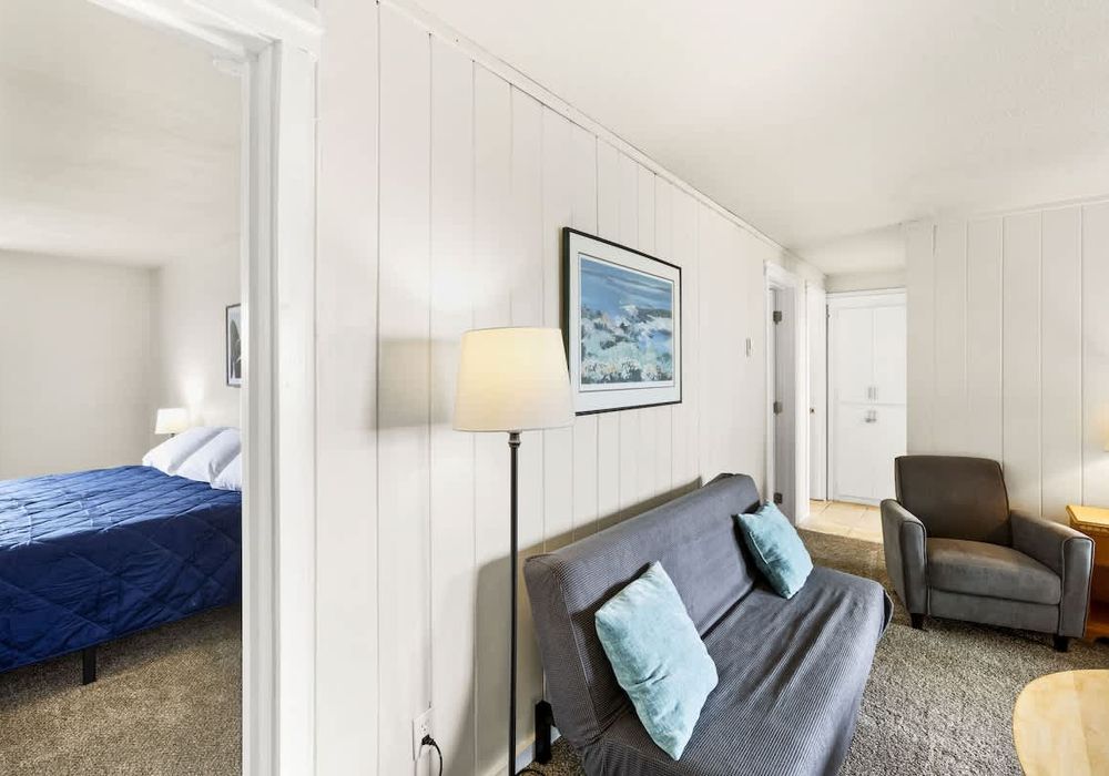 a79c216b 980e 4b KF4o5 homerunner