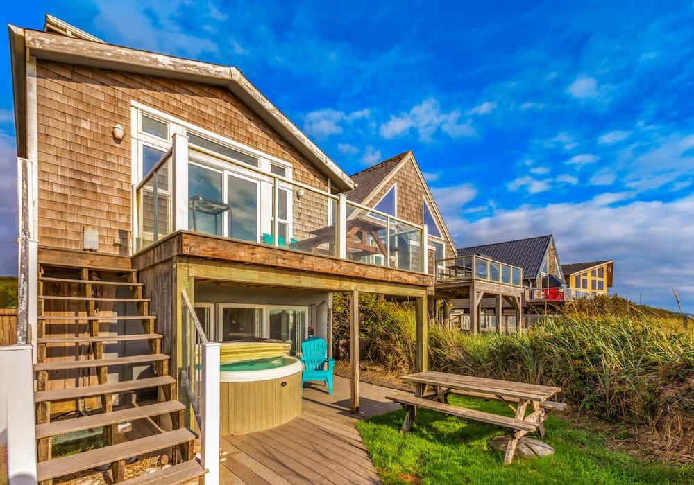 78d7acf3 1aab 42 WXVP homerunner