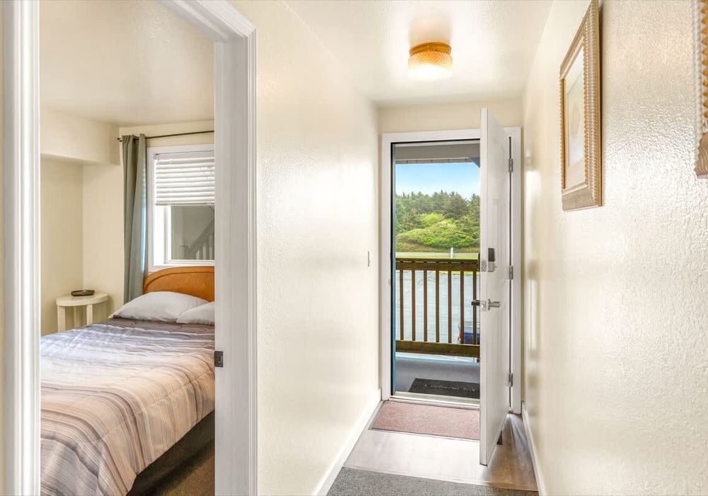 197f61a9 352c 4a XQ tc homerunner