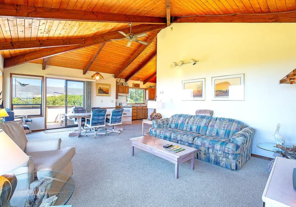 ea87c3ce 39fa 4b dpNyJ homerunner