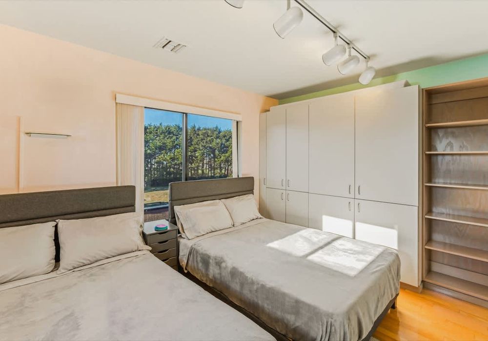 205c0f37 81e7 43 8ZSQL homerunner